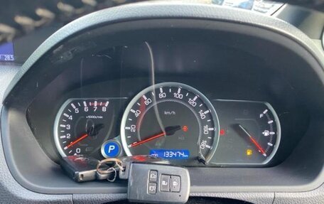 Toyota Noah III, 2016 год, 2 000 000 рублей, 10 фотография