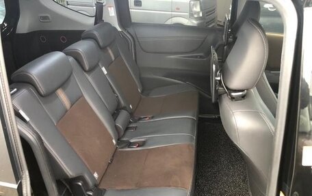 Toyota Sienta II, 2022 год, 1 070 000 рублей, 10 фотография