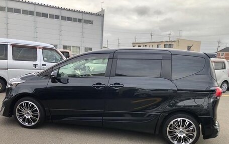 Toyota Sienta II, 2022 год, 1 070 000 рублей, 6 фотография