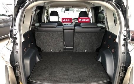 Toyota Sienta II, 2022 год, 1 070 000 рублей, 11 фотография