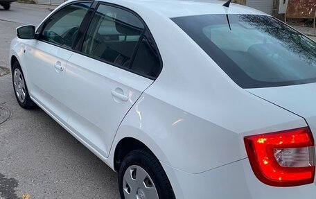 Skoda Rapid I, 2015 год, 1 080 000 рублей, 5 фотография