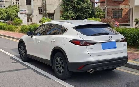 Mazda CX-4, 2020 год, 1 775 000 рублей, 5 фотография