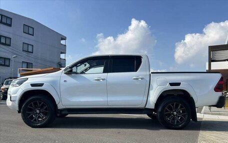 Toyota Hilux VIII, 2024 год, 4 600 000 рублей, 4 фотография