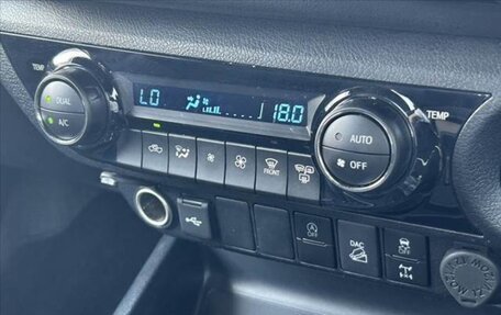 Toyota Hilux VIII, 2024 год, 4 600 000 рублей, 14 фотография