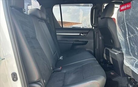 Toyota Hilux VIII, 2024 год, 4 600 000 рублей, 19 фотография