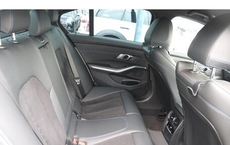 BMW 3 серия, 2022 год, 2 196 555 рублей, 28 фотография