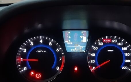 Hyundai Solaris II рестайлинг, 2014 год, 730 000 рублей, 11 фотография