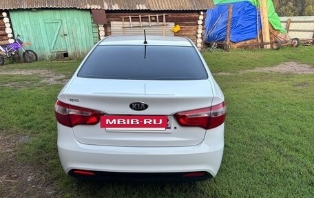 KIA Rio III рестайлинг, 2014 год, 800 000 рублей, 5 фотография