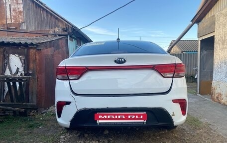 KIA Rio IV, 2018 год, 10 000 000 рублей, 4 фотография