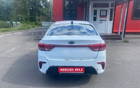 KIA Rio IV, 2018 год, 10 000 000 рублей, 17 фотография