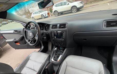 Volkswagen Jetta VI, 2012 год, 920 000 рублей, 13 фотография