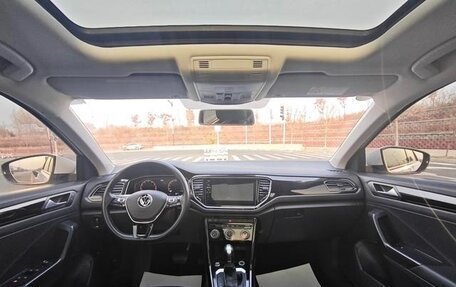 Volkswagen T-Roc I, 2021 год, 1 400 000 рублей, 8 фотография