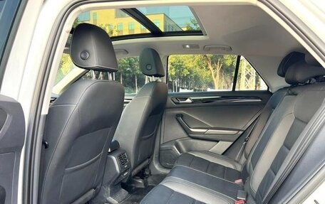 Volkswagen T-Roc I, 2021 год, 1 400 000 рублей, 9 фотография