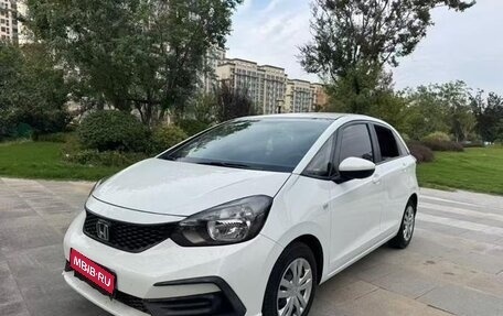Honda Fit, 2021 год, 1 000 000 рублей, 1 фотография