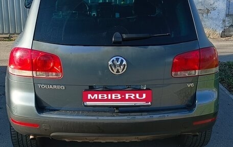 Volkswagen Touareg III, 2004 год, 800 000 рублей, 3 фотография