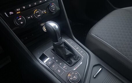 Volkswagen Tiguan II, 2017 год, 2 150 000 рублей, 9 фотография