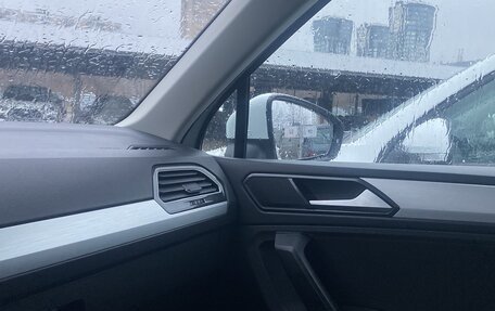 Volkswagen Tiguan II, 2017 год, 2 150 000 рублей, 7 фотография