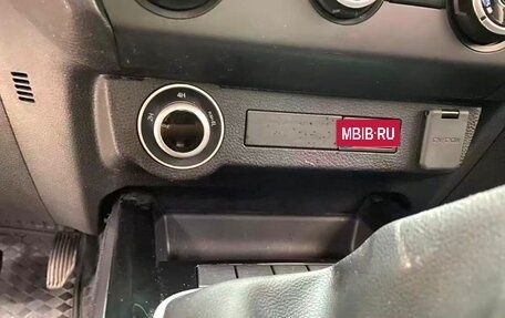 Isuzu D-Max, 2023 год, 2 950 000 рублей, 8 фотография