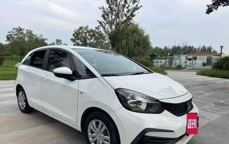 Honda Fit, 2021 год, 1 000 000 рублей, 3 фотография