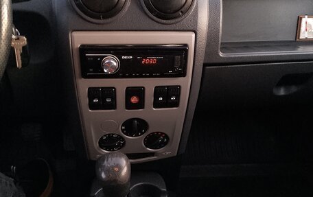 Renault Logan I, 2006 год, 250 000 рублей, 6 фотография