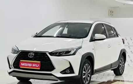 Toyota Yaris XP150 рестайлинг, 2022 год, 1 070 000 рублей, 1 фотография