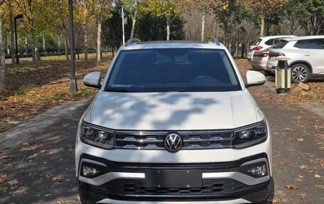 Volkswagen T-Cross I, 2022 год, 1 305 100 рублей, 2 фотография