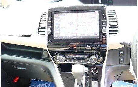 Nissan Serena IV, 2021 год, 1 600 000 рублей, 13 фотография