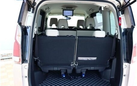 Nissan Serena IV, 2021 год, 1 600 000 рублей, 18 фотография