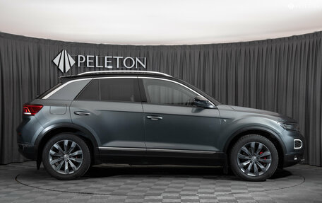 Volkswagen T-Roc I, 2019 год, 2 020 000 рублей, 7 фотография