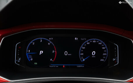 Volkswagen T-Roc I, 2019 год, 2 020 000 рублей, 13 фотография