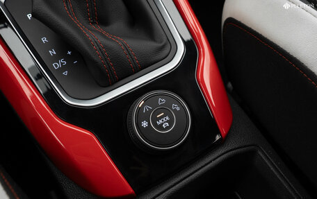 Volkswagen T-Roc I, 2019 год, 2 020 000 рублей, 17 фотография