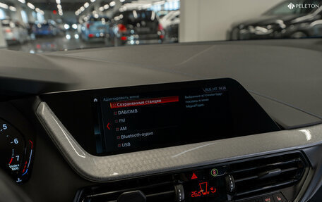 BMW 1 серия, 2019 год, 2 310 000 рублей, 20 фотография