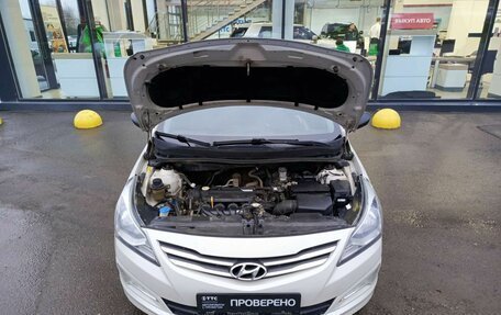 Hyundai Solaris II рестайлинг, 2015 год, 789 000 рублей, 11 фотография