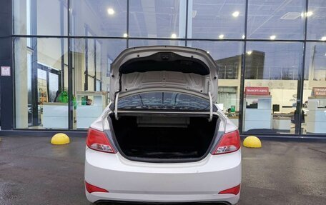 Hyundai Solaris II рестайлинг, 2015 год, 789 000 рублей, 12 фотография