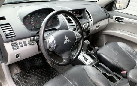 Mitsubishi Pajero Sport II рестайлинг, 2011 год, 1 339 000 рублей, 9 фотография