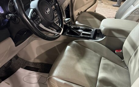 KIA Carnival III, 2018 год, 2 950 000 рублей, 7 фотография