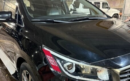 KIA Carnival III, 2018 год, 2 950 000 рублей, 13 фотография