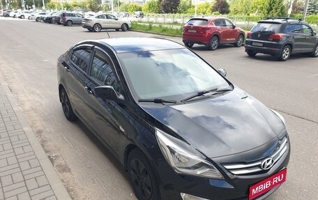 Hyundai Solaris II рестайлинг, 2016 год, 845 000 рублей, 1 фотография