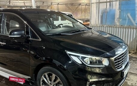 KIA Carnival III, 2018 год, 2 950 000 рублей, 22 фотография