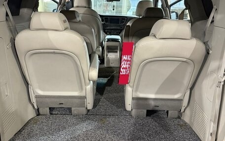 KIA Carnival III, 2018 год, 2 950 000 рублей, 24 фотография