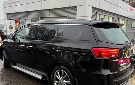 KIA Carnival III, 2018 год, 2 950 000 рублей, 23 фотография