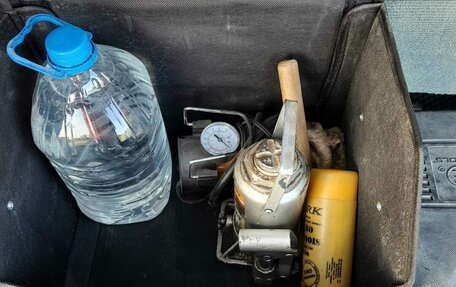 Toyota Estima III рестайлинг -2, 2001 год, 880 000 рублей, 15 фотография