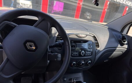 Renault Kaptur I рестайлинг, 2019 год, 1 250 000 рублей, 4 фотография