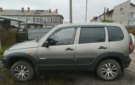 Chevrolet Niva I рестайлинг, 2011 год, 430 000 рублей, 3 фотография