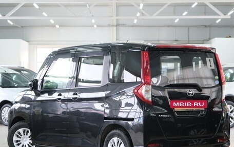 Toyota Roomy I, 2018 год, 1 089 000 рублей, 7 фотография