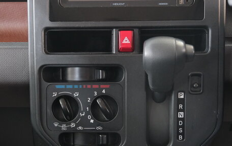 Toyota Roomy I, 2018 год, 1 089 000 рублей, 17 фотография