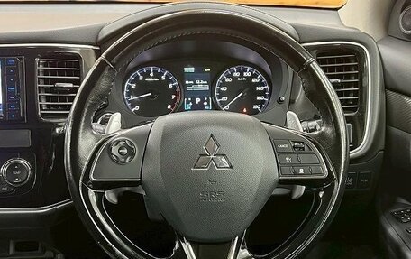 Mitsubishi Outlander III рестайлинг 3, 2013 год, 1 227 000 рублей, 6 фотография