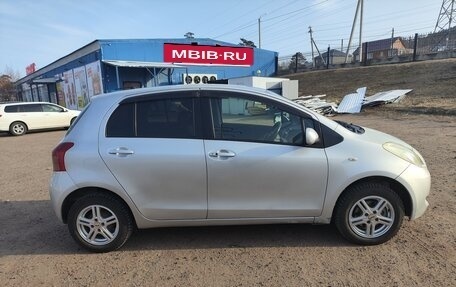 Toyota Vitz, 2005 год, 430 000 рублей, 2 фотография