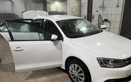Volkswagen Jetta VI, 2012 год, 1 060 000 рублей, 5 фотография