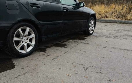 Mercedes-Benz C-Класс, 2007 год, 700 000 рублей, 3 фотография